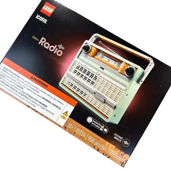 Lego Other - LEGO Icons Retro Radio Set 10334 Mint Green 906 PCS Vintage Style 18+ Blocks